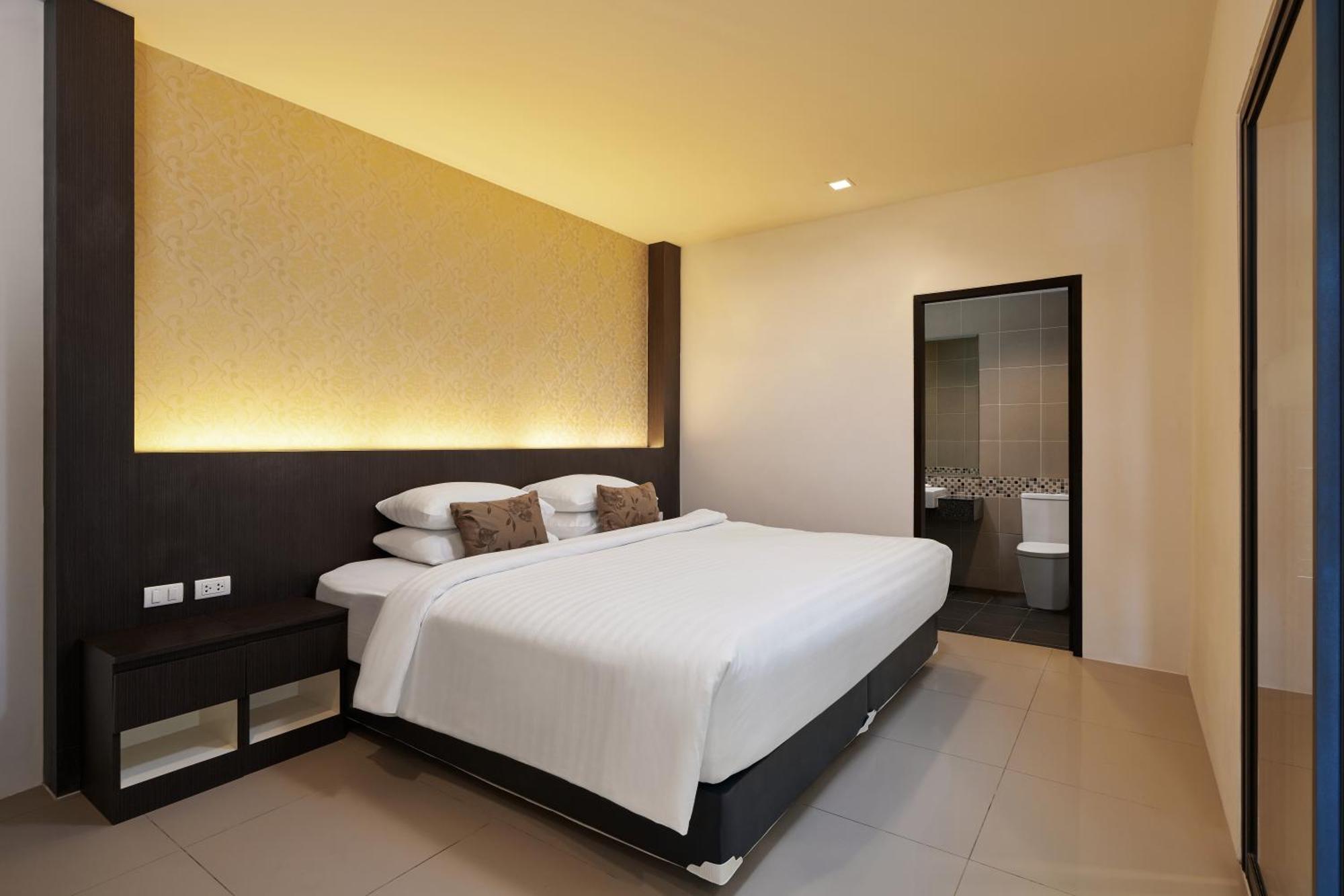 Patong Bay Hill Otel Dış mekan fotoğraf